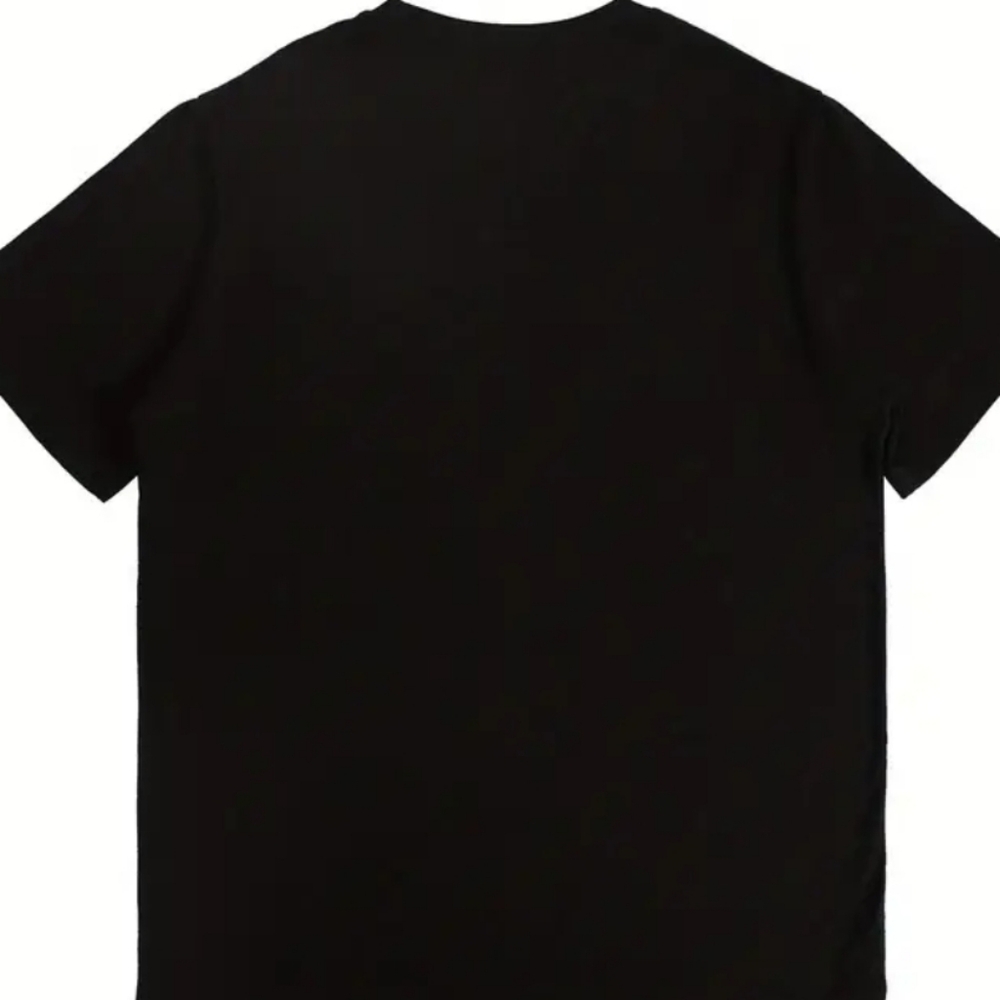 🆕️MENS XXL "I RUN ON COFFEE & HORROR MOVIES" GRAPHIC TSHIRT - Picture 5 of 13